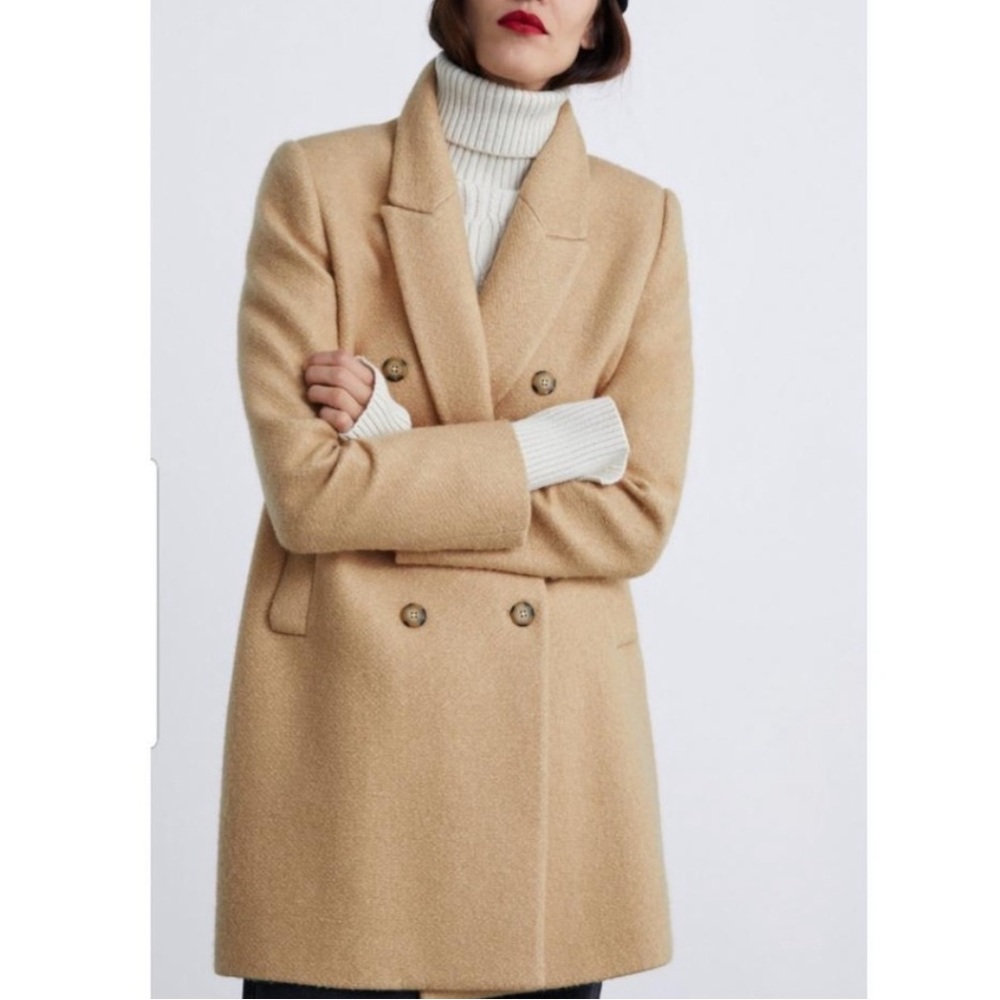 Zara double breasted buttoned coat in camel Size XS